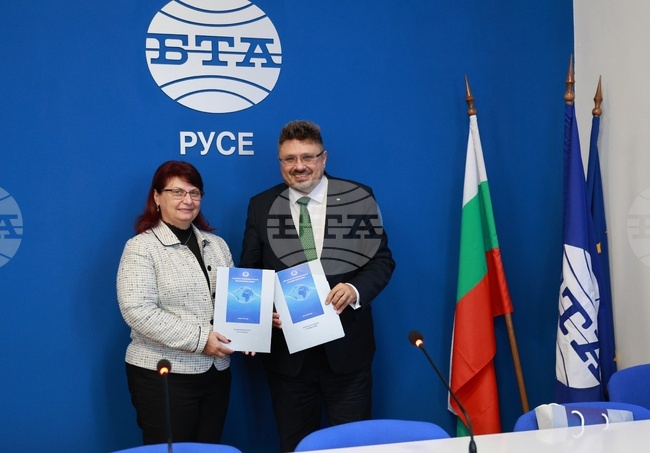 БТА и Русенският университет се договориха за продължаване ползването на помещение от пресклуба на Агенцията в молдовския град Тараклия