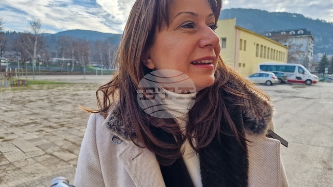 Мястото на омбудсмана не е в „домовата книга“, каза Велислава Делчева в отговор на въпрос би ли приела поста на служебен премиер