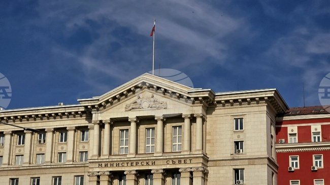 Промени в Закона за държавния дълг и в Закона за корпоративното подоходно облагане предстои да обсъди кабинетът в оставка