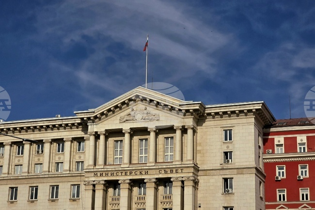 Промени в Закона за държавния дълг и в Закона за корпоративното подоходно облагане предстои да обсъди кабинетът в оставка
