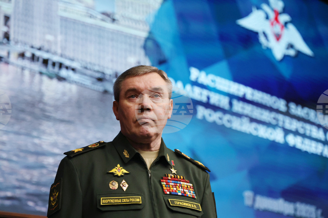 НАТО съществено засили военното си присъствие близо до границите на Русия, каза началникът на руския Генщаб Валерий Герасимов 