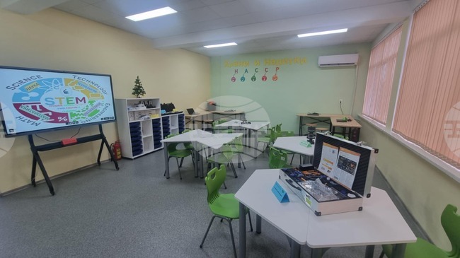 STEM център бе открит в Професионална гимназия по производствени технологии в Силистра