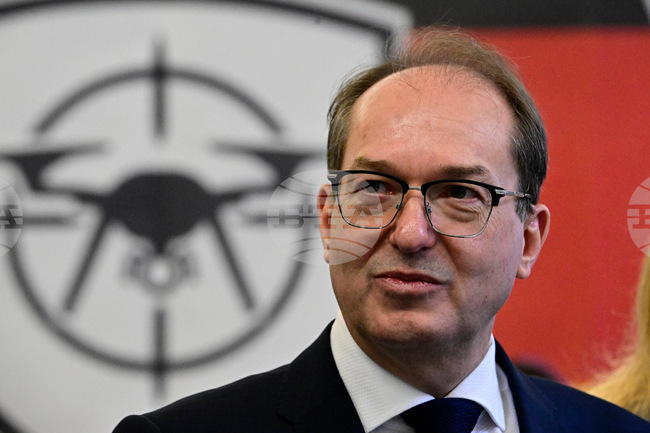 Германия ще продължи сътрудничеството си със САЩ в областта на разузнаването, заяви вътрешният министър