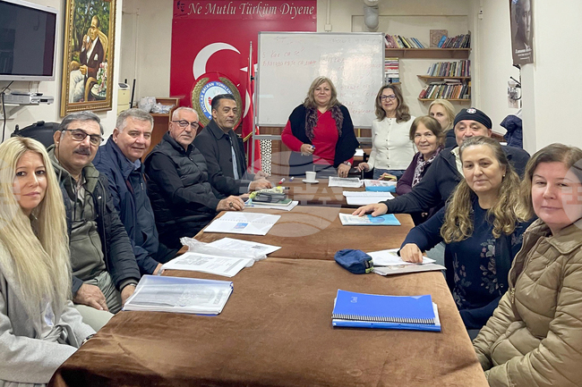 Пета поредна година в истанбулския квартал „Авджълар“ изучават български език