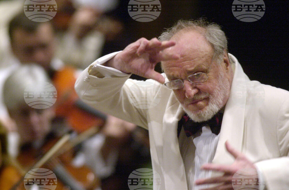 Не искам да ме наричат „чудо“, чудото е музиката, казва диригентът Курт Мазур, от чиято кончина се навършват 10 години