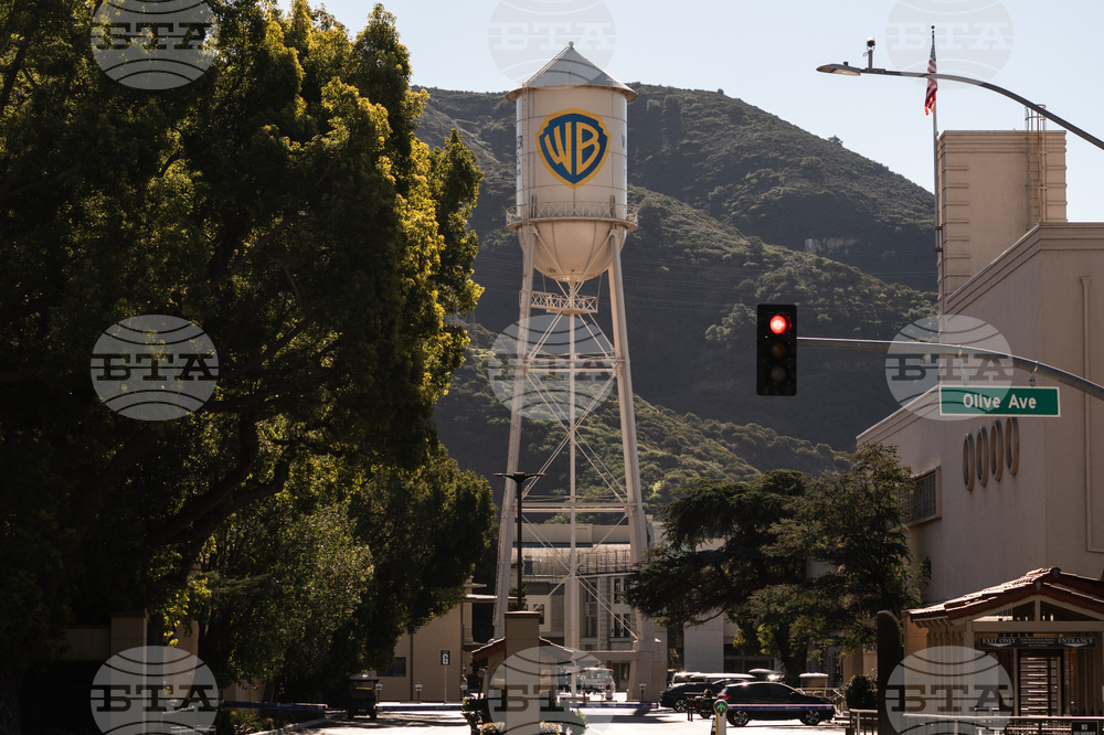 Warner-Bros