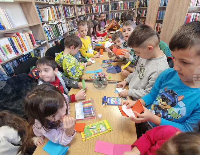 Смолян - библиотека - коледна работилница