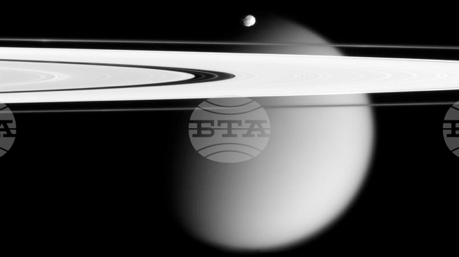 На сатурновата луна Титан може да няма скрит океан, както се предполагаше досега, показва изследване