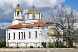 Село Полето - изглед - черква „Св. Св. Кирил и Методий"