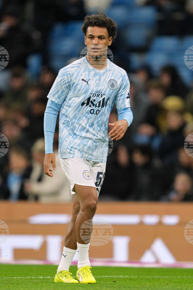 Фулъм обяви привличането на нападателя Оскар Боб от Манчестър Сити