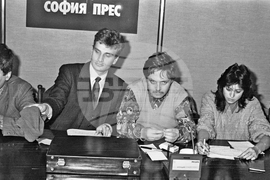 Нидал Алгафари - режисьор и писател