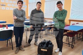 Видин - ученици - разработване прототип автономна тенис количка