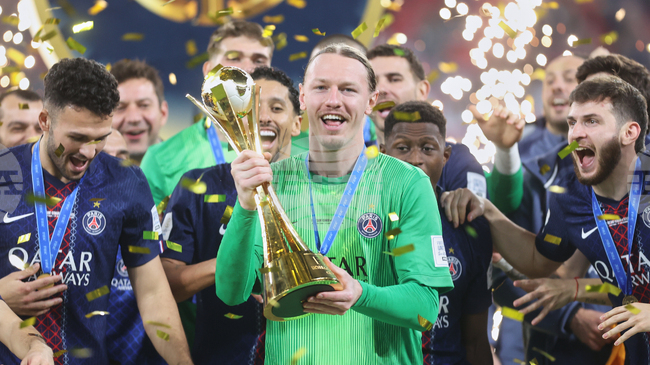 Бившият защитник на ПСЖ Рош: „Сафонов заслужава място в стартовия състав за няколко седмици напред“