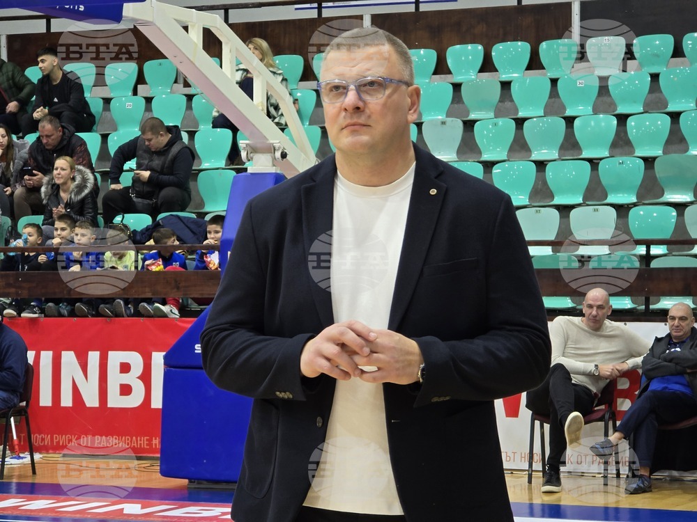 „Държах на полувремето да запазим разлика над 20 точки“, каза треньорът на баскетболния Спартак Плевен Тодор Тодоров след мача с Нюкасъл Ийгълс