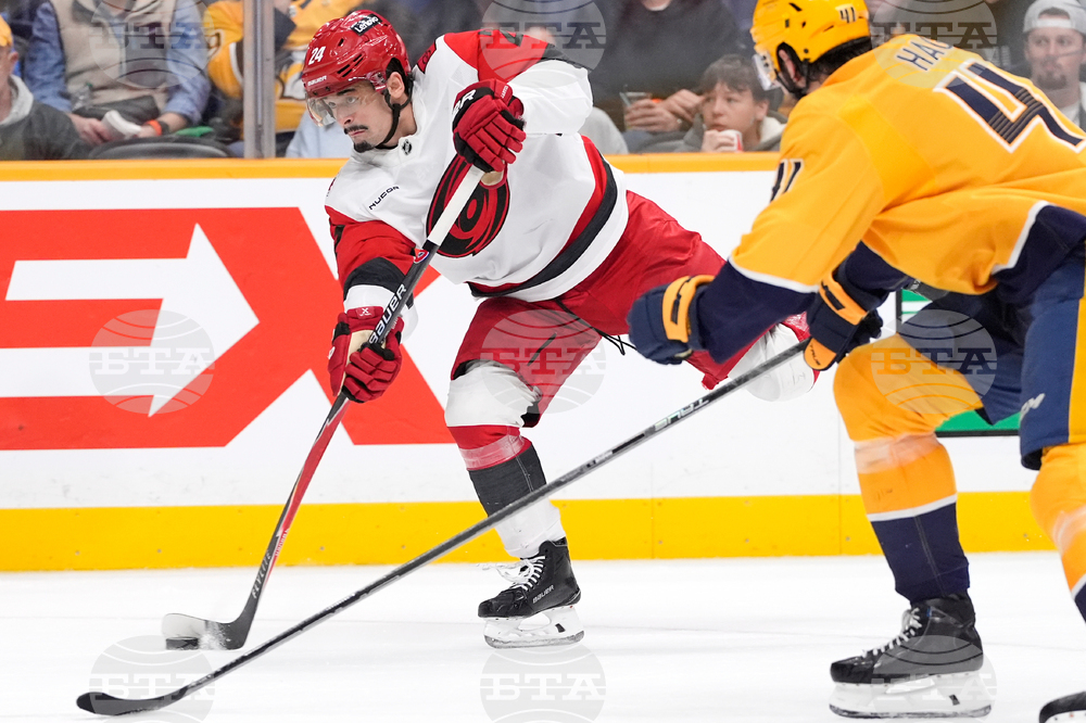 Hurricanes Predators Hockey