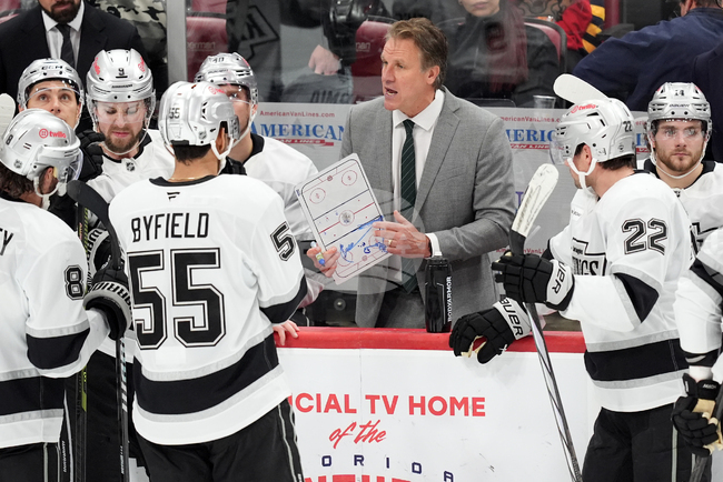 Джим Хилър бе уволнен от треньорския пост в Лос Анджелис Кингс