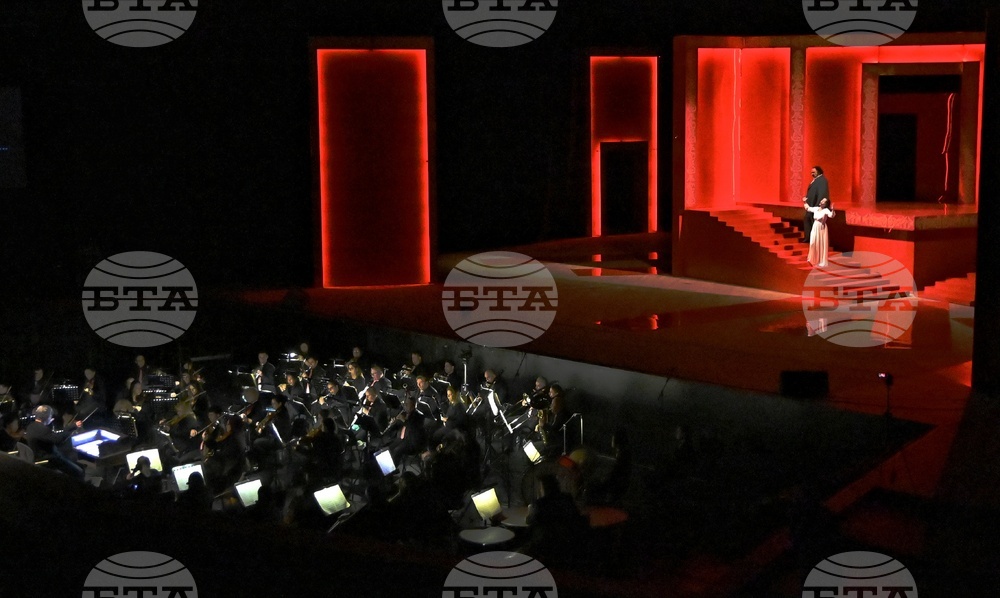 Новогодишен музикален фестивал - откриване - „Риголето“