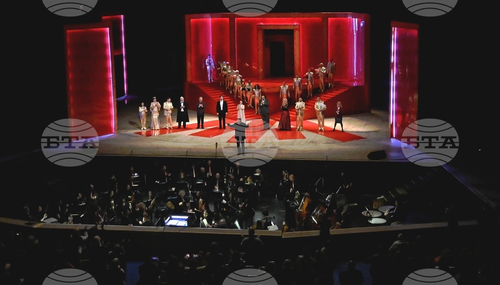 Новогодишен музикален фестивал - откриване - „Риголето“