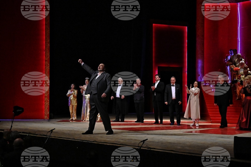 Новогодишен музикален фестивал - откриване - „Риголето“