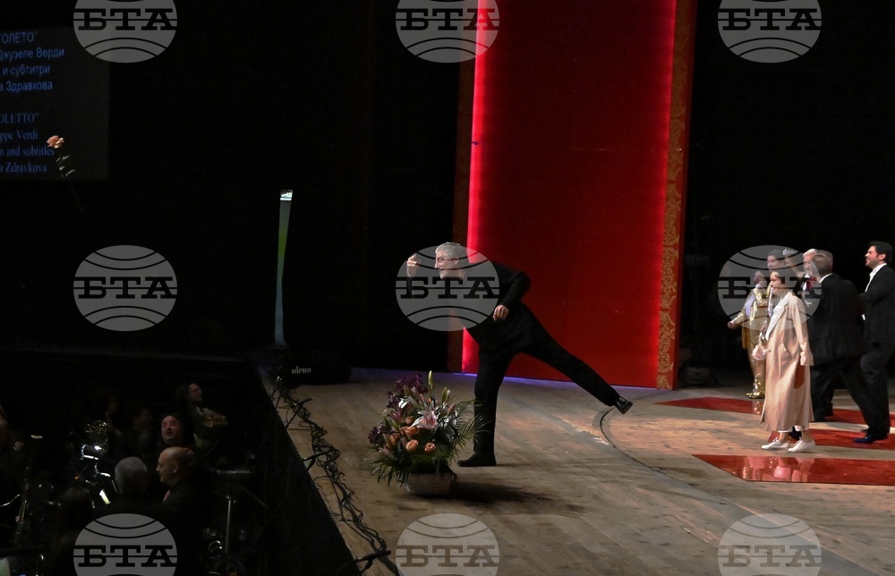 Новогодишен музикален фестивал - откриване - „Риголето“