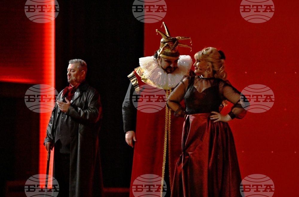 Новогодишен музикален фестивал - откриване - „Риголето“