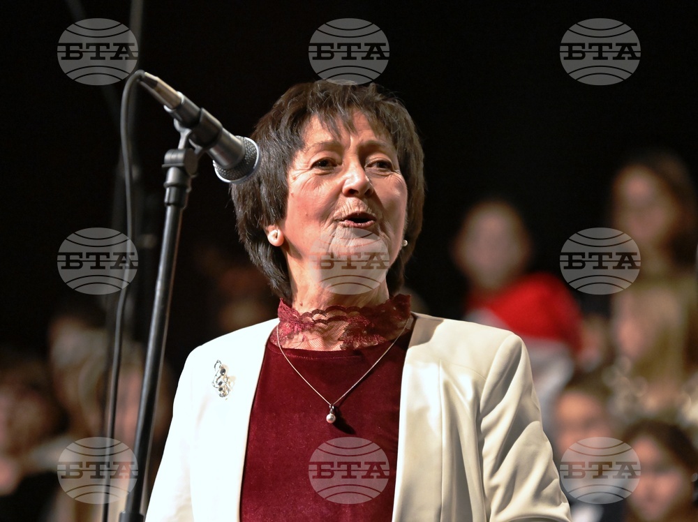 Новогодишен музикален фестивал - „Картини от една Коледа" - концерт - Венеция Караманова