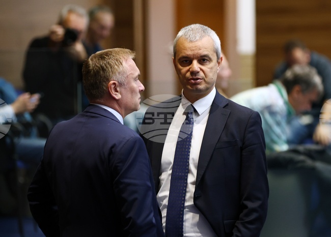 „Възраждане“ внасят жалба в Конституционния съд за отхвърленото от парламента предложение на президента за референдум за еврото 