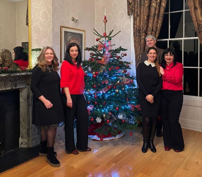 Посолството на България в Дъблин организира коледно тържество за българската общност