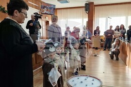 Шумен - Общински съвет - заседание - коледарски поздрави