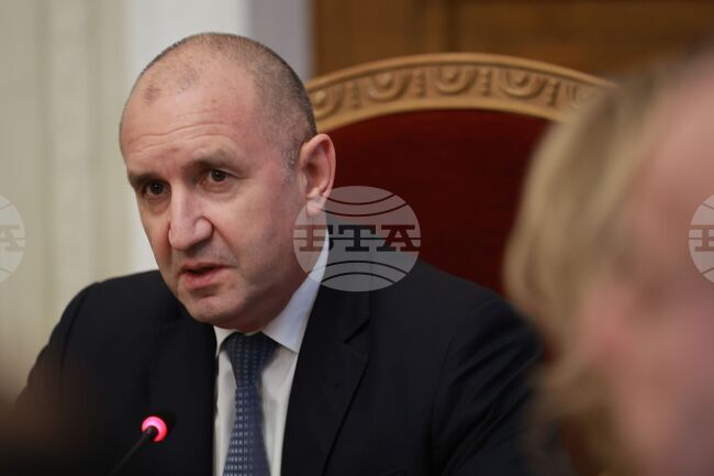 Загадка за хората извън парламента е какво точно стана с бюджета, заяви президентът Румен Радев