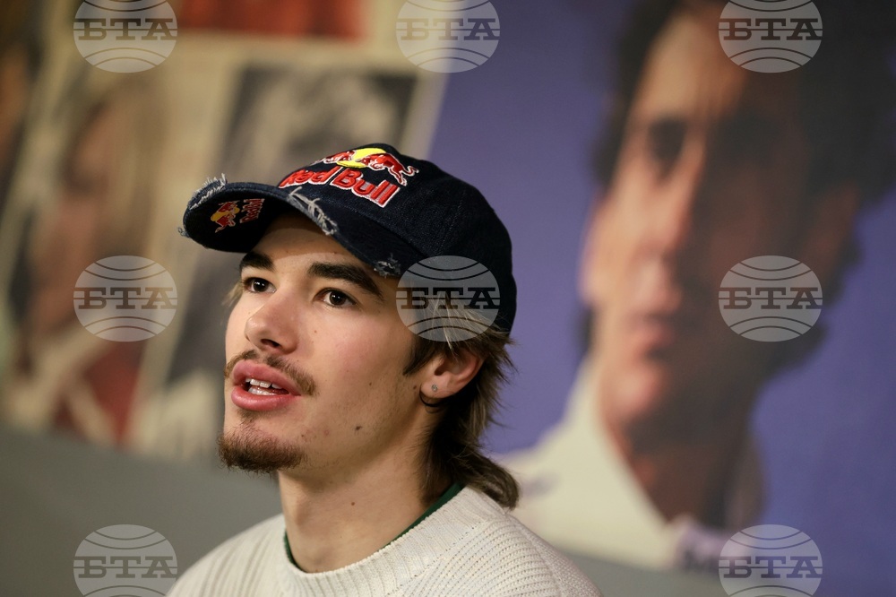 Никола Цолов даде 12-о време на сутрешната сесия в тестовете във Формула 2