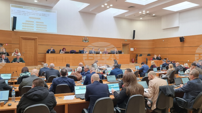 Пловдивчани ще пътуват в градския транспорт с билет за 50 евроцента от 1 февруари