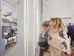 Ямбол - „Към небето" - изложба