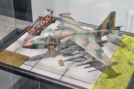 Ямбол - „Към небето" - изложба