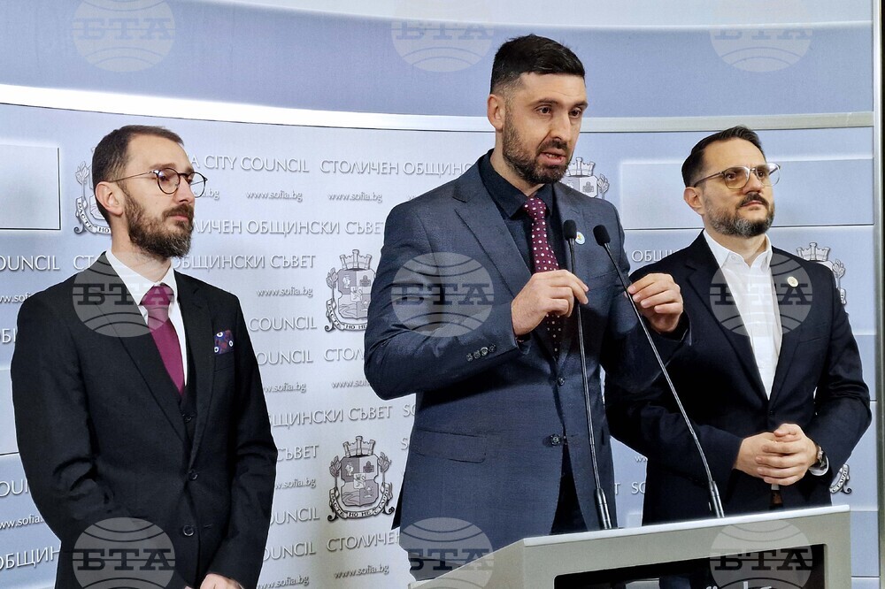 Общински съветници - брифинг