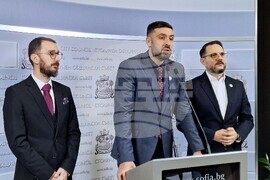 Общински съветници - брифинг