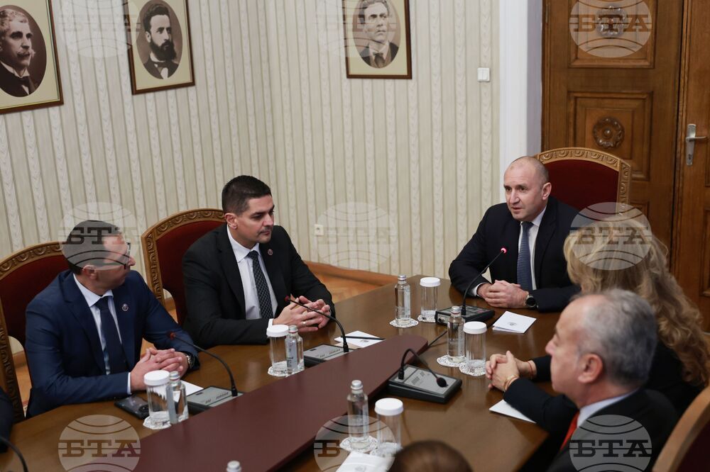 Румен Радев - консултации - "Морал, единство, чест"