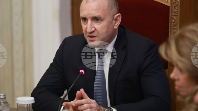 Загадка за хората извън парламента е какво точно стана с бюджета, заяви президентът Румен Радев