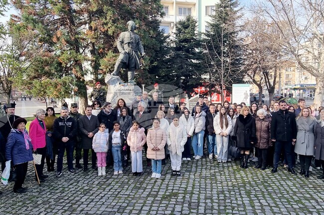 Хасково се поклони пред паметта на Капитан Петко войвода на 181-вата годишнина от рождението на националния герой