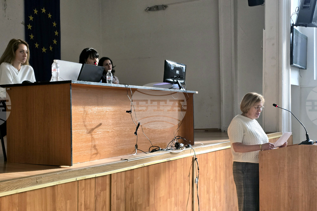 Лекари от МБАЛ „Рокфелер“ – база Петрич отправиха искане за допълнителна информация във връзка с намерението за изграждане на нова болница