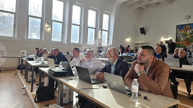 Минималната възраст за управление на тротинетки в община Петрич се увеличава от 14 на 16 години