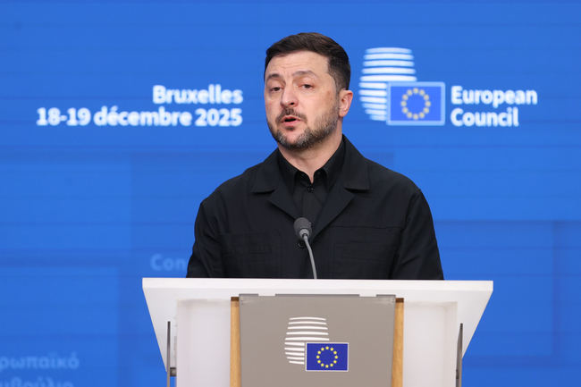 Зеленски не подкрепя промени в украинската конституция за отказ от НАТО