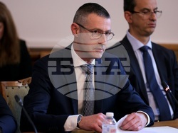 Парламент - Комисия за прякото участие на гражданите, жалбите и взаимодействието с гражданското общество