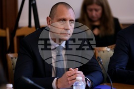 Парламент - Комисия за прякото участие на гражданите, жалбите и взаимодействието с гражданското общество