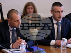 Парламент - Комисия за прякото участие на гражданите, жалбите и взаимодействието с гражданското общество