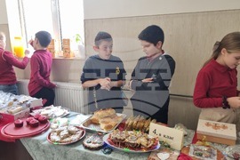 Търговище - „Подарете надежда и сбъднете мечта!“ - коледен базар