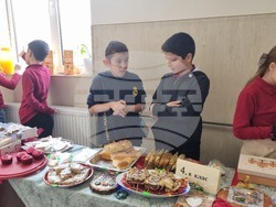 Търговище - „Подарете надежда и сбъднете мечта!“ - коледен базар