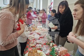 Търговище - „Подарете надежда и сбъднете мечта!“ - коледен базар