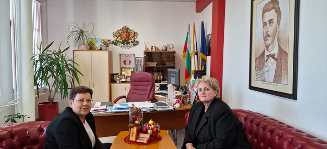 Областният управител на Шумен обсъди с кмета на Смядово готовността за функциониране на системите при усложняване на зимната обстановка 