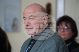 Атанас Зафиров - непридружени деца бежанци - подаръци